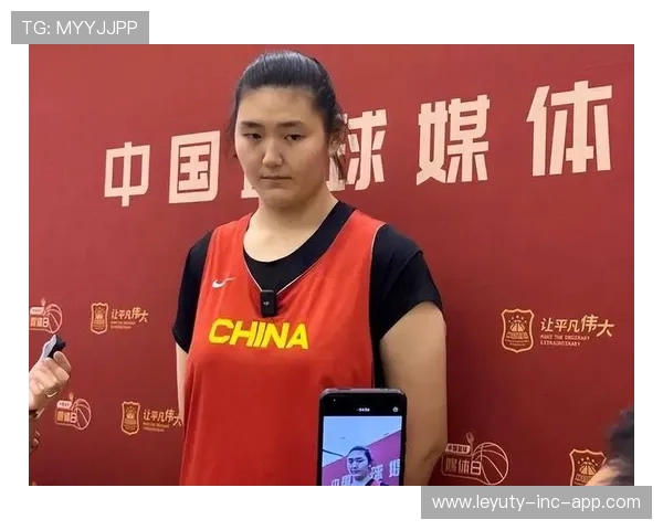 U19 女篮世界杯创耻辱纪录!中国 52-115 遭加拿大碾压,内线崩盘暴露青训短板 U19 女篮世界杯创耻辱纪录!中国 52-115 遭加拿大碾压,内线崩盘暴露青训短板